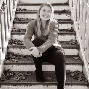 Meet your Posher, Lindsey